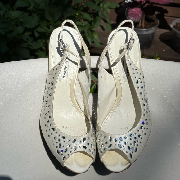 Gorgeous Swarovski aurora borealis 👠 worn for reception only. So pretty🤩 - Picture 8 of 8